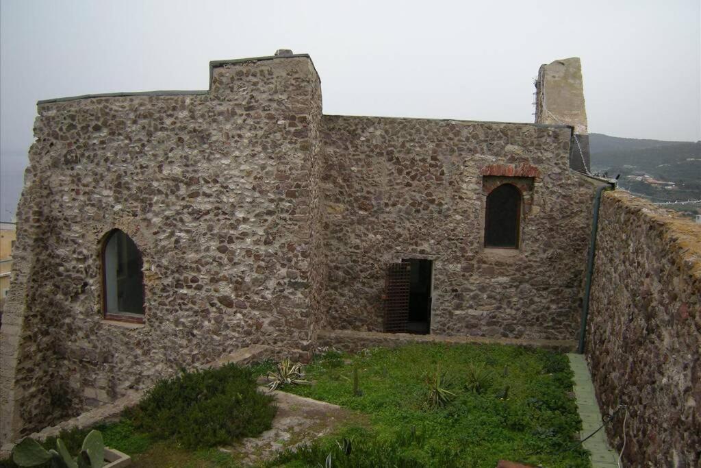 Casa Gallinelle Sarde Castelsardo Exterior photo